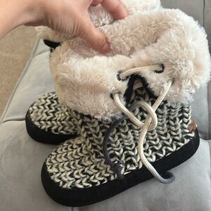 Mad Love - Black and Cream Booties size 5/6